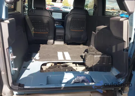 2023 Ford Bronco Badlands из США, поврежденный, VIN 1FMDE5CPXPLB88913